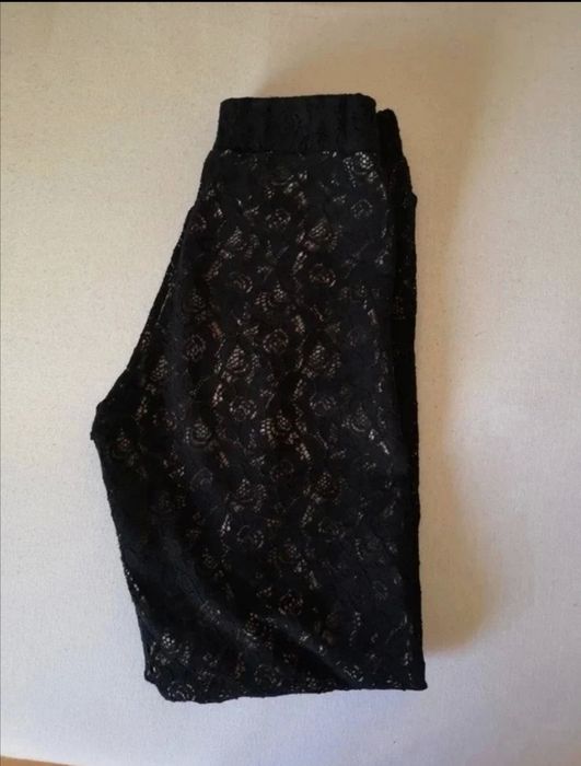 Calças pretas calzedonia