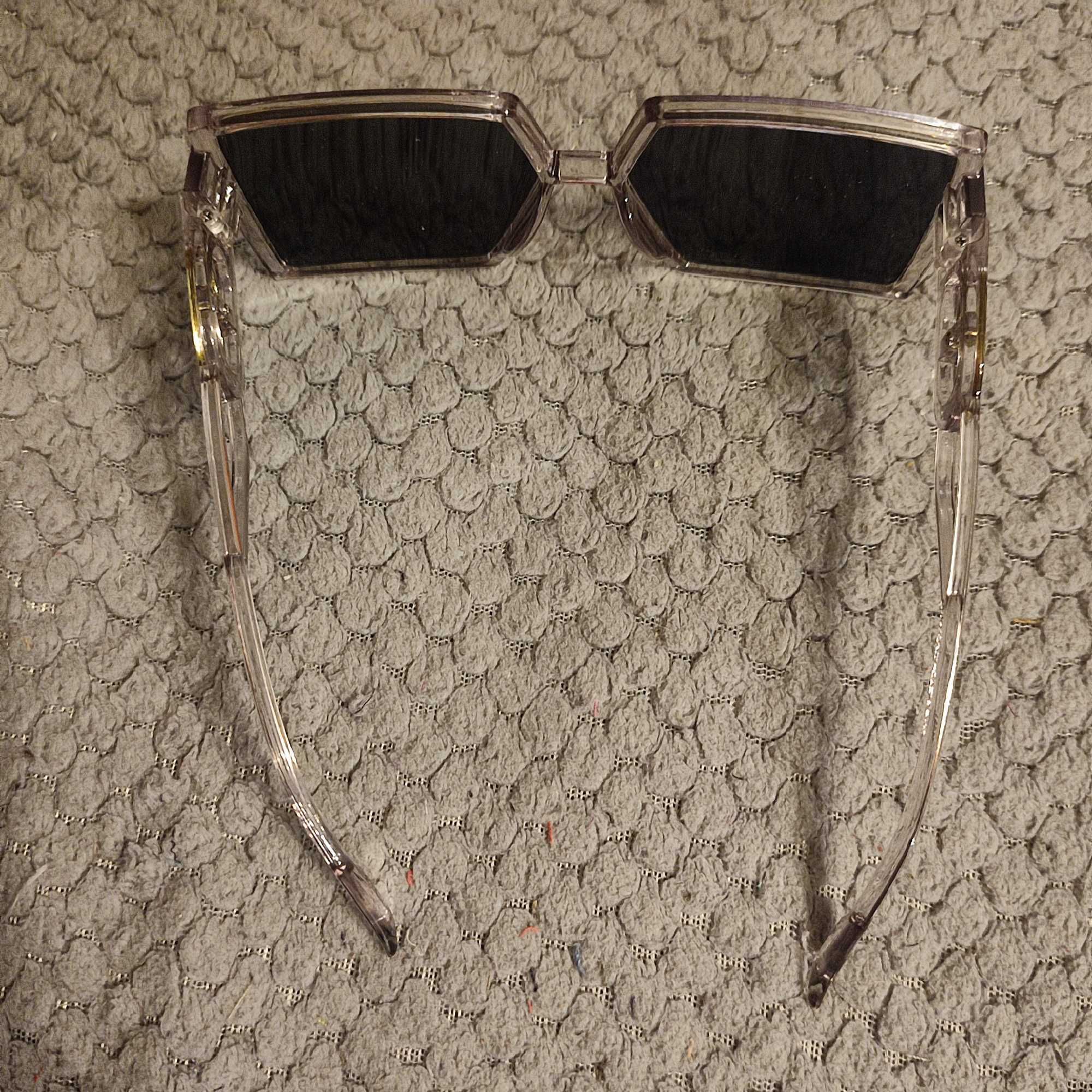 Nowe okulary przeciwsłoneczne