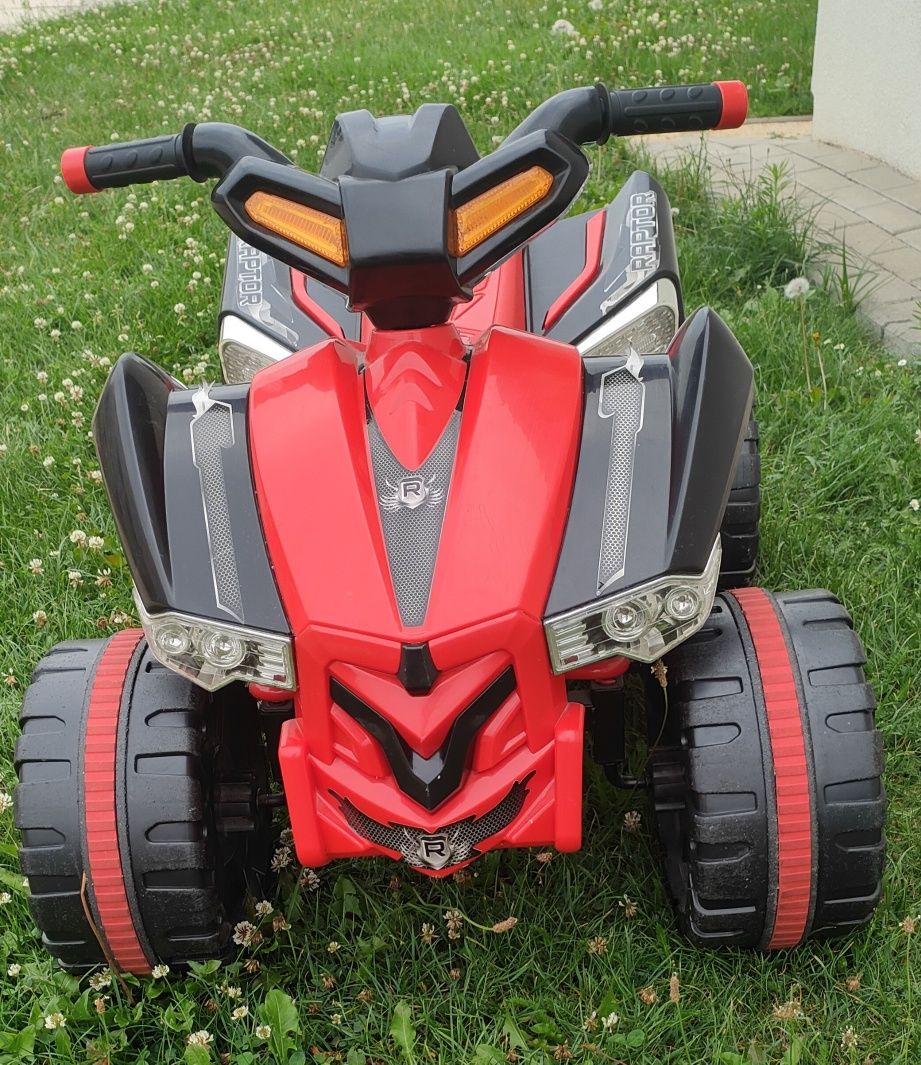Quad pojazd dla dzieci.