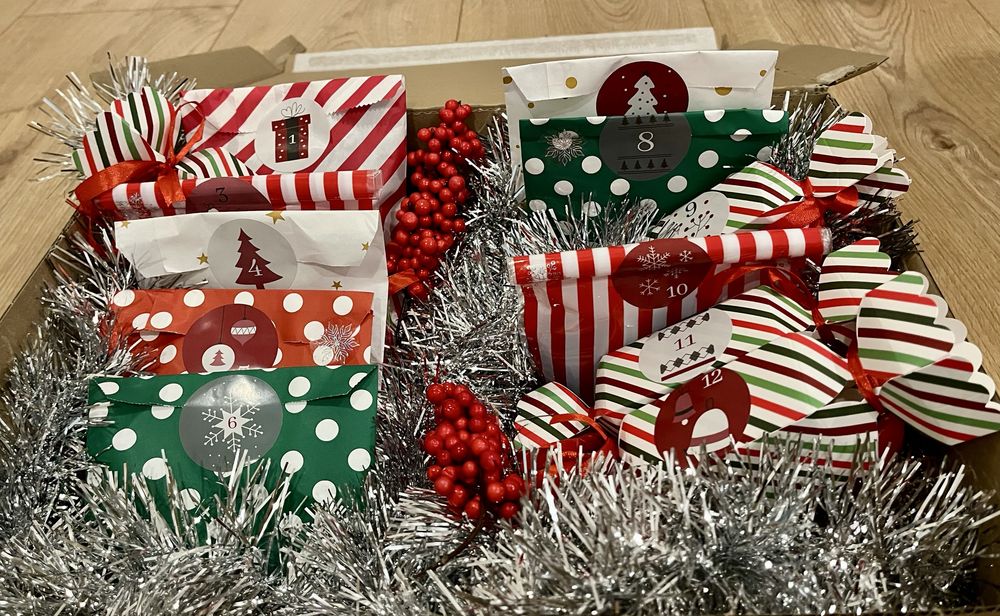 Kalendarz adwentowy Hobby Horse 12 okienek