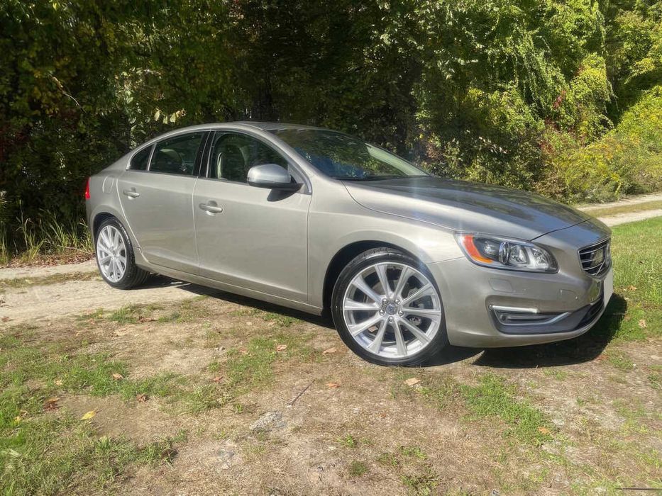 Volvo S60      2016