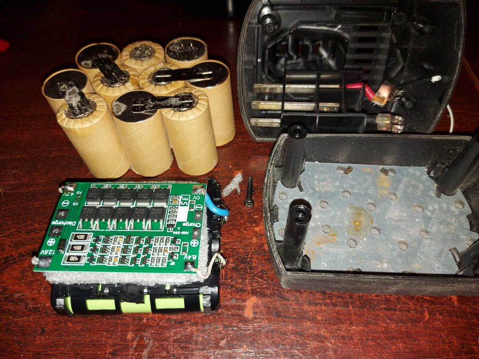 Wkrętarka Metabo 12 V BS 12 SP akumulator li-ion regenerowany