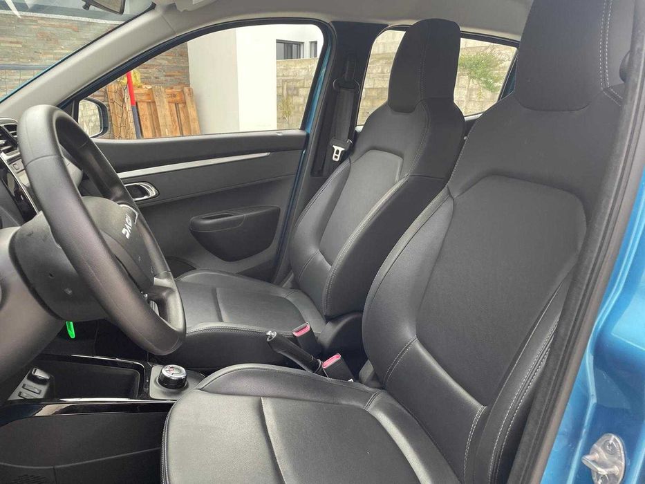 Dacia spring como novo