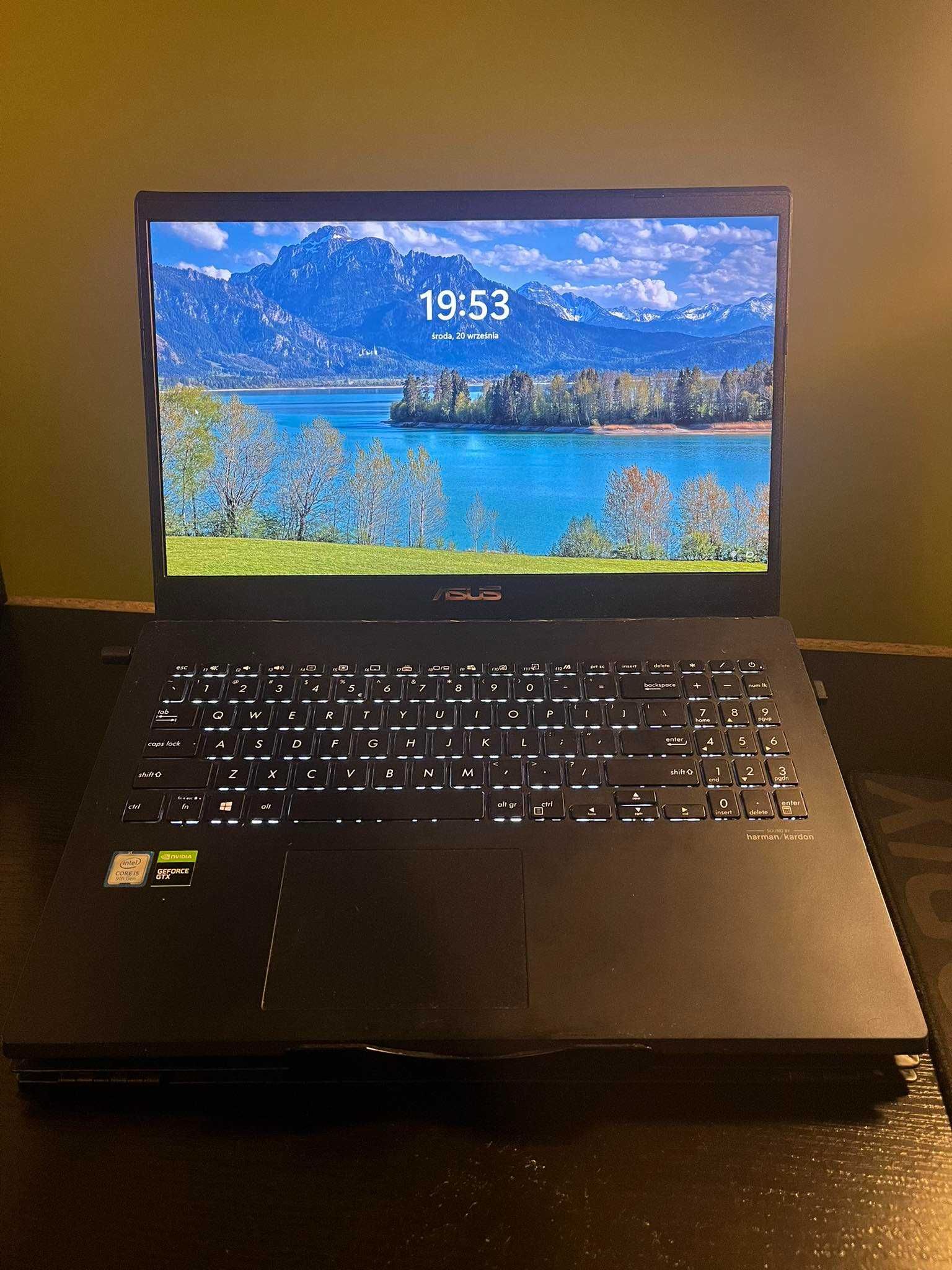 Laptop ASUS X571GT