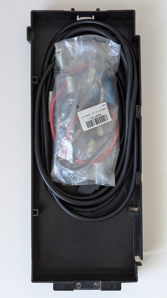 ДБЖ APC Smart-UPS RT, 2000 ВА (SURT2000XLI)