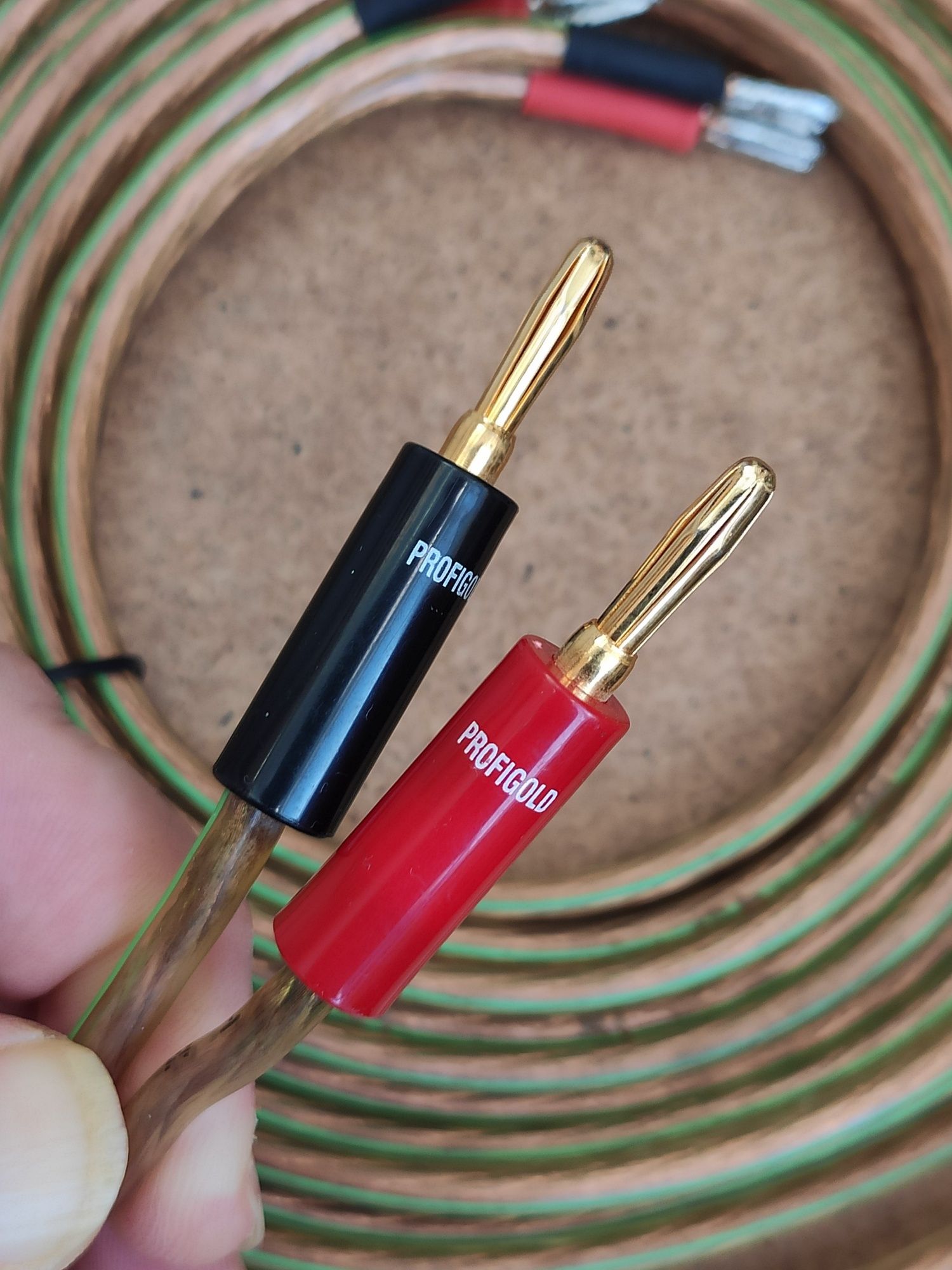 Кабель Oehlbach Kabel type 1010 (2 x 4mm²) з безкисневої міді OFC