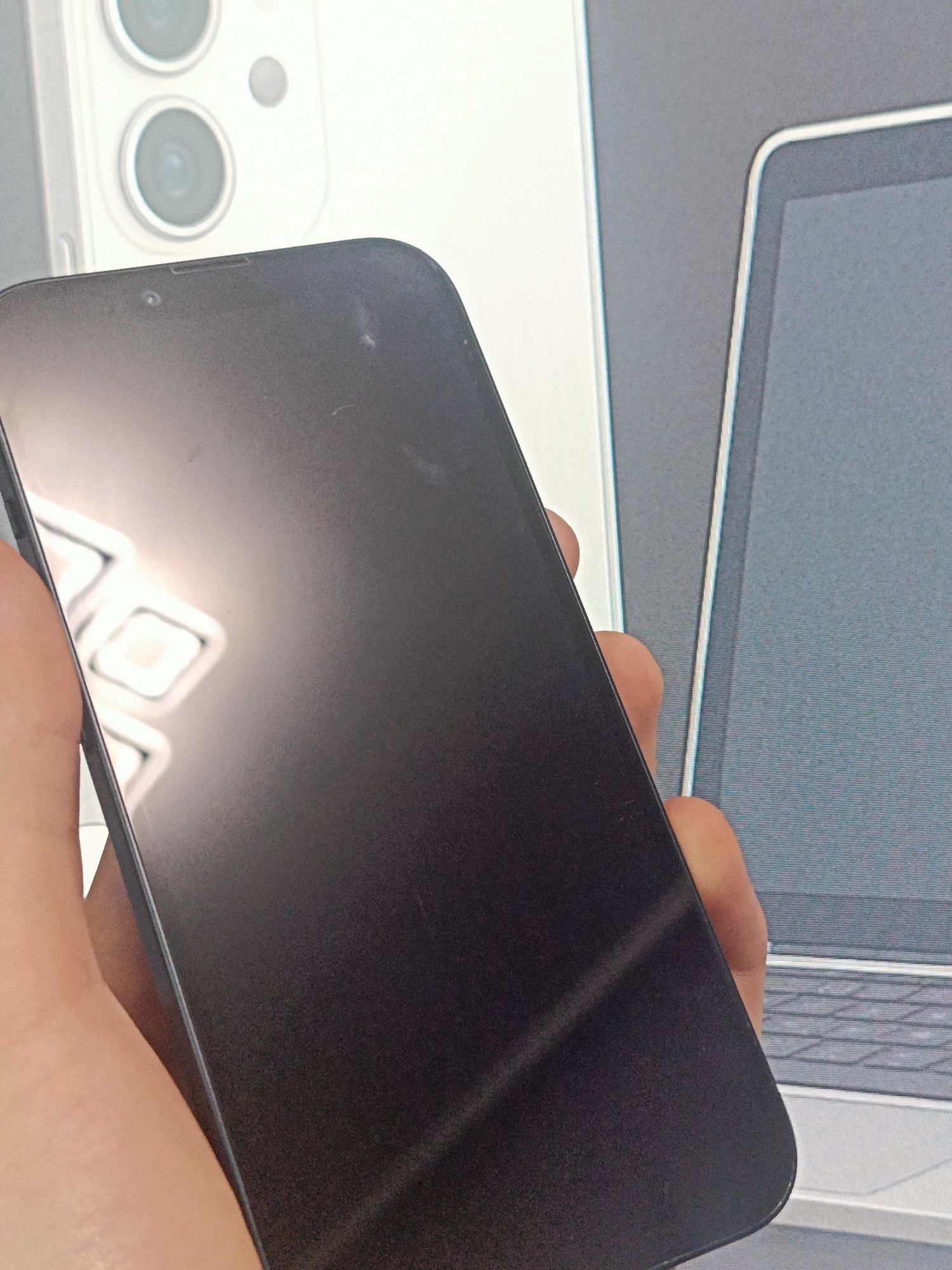 iPhone 13 iCloud lock