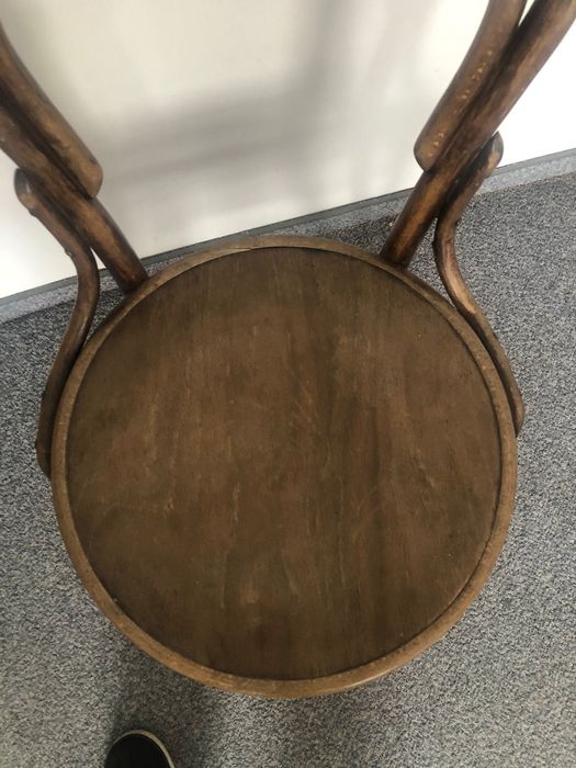 Zabytkowe Krzesła Tonet