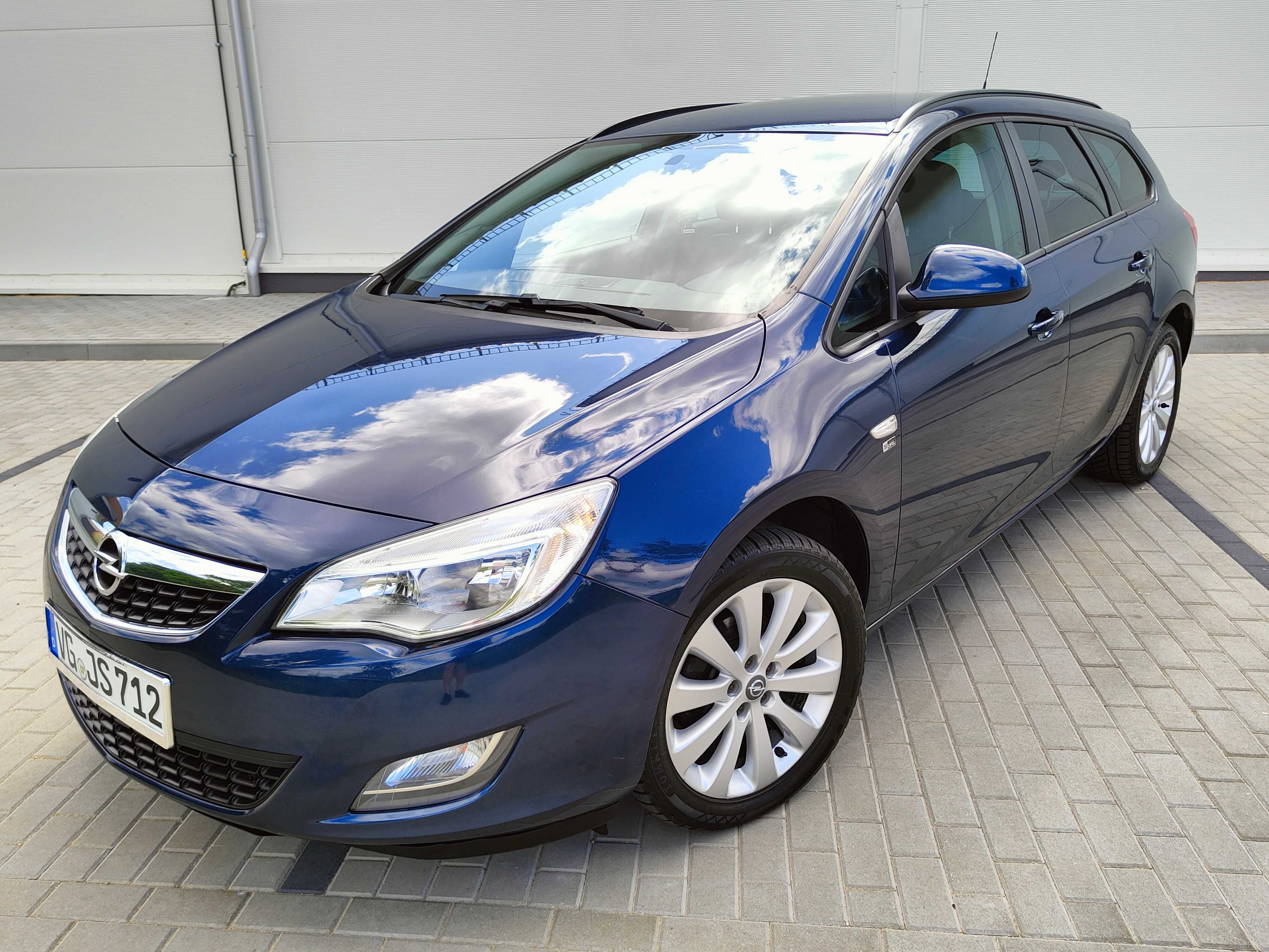 Nówka Opel Astra*Benzyna*Półskóra*Grzane Fotele/Kiera*Komp*Serwis*
