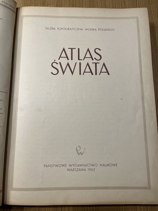 Atlas świata PWN