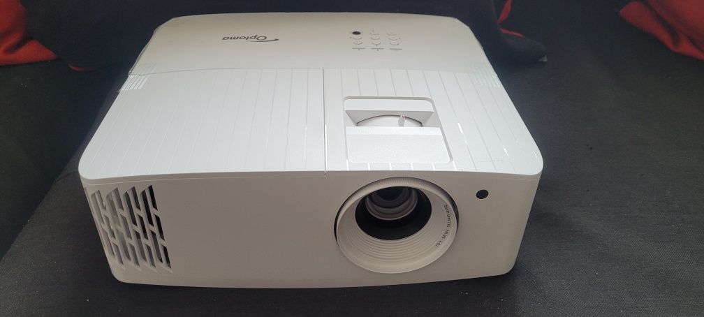 Projektor Optoma UHD35x