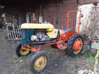 Ciągnik Massey Harris Pony