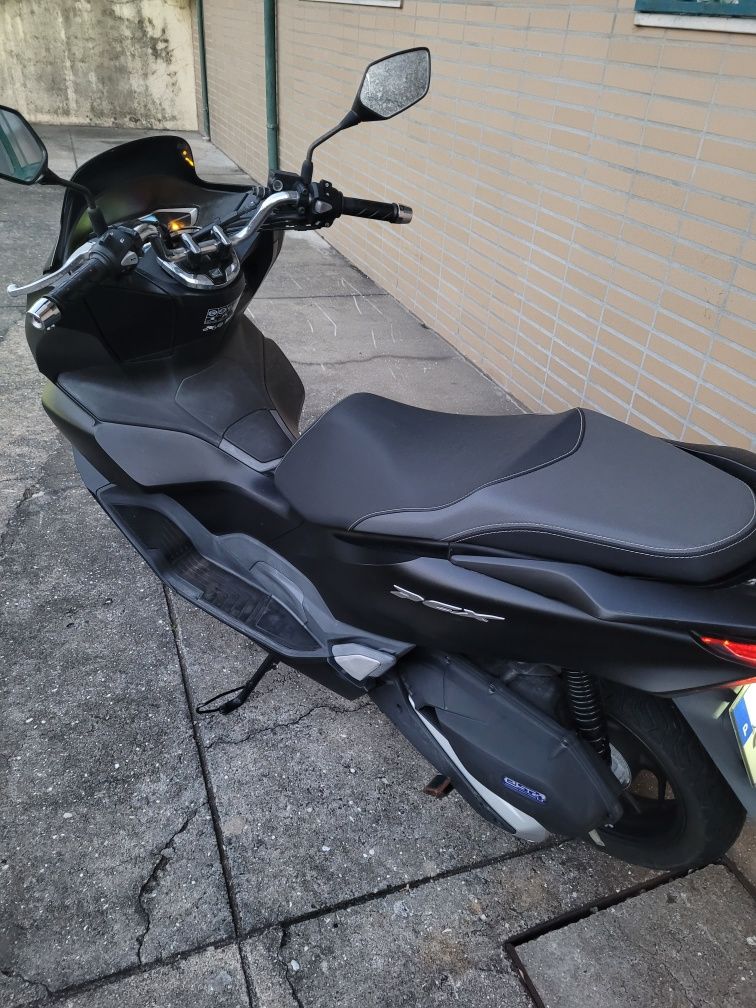 Pcx-125 com apenas 6258 kms