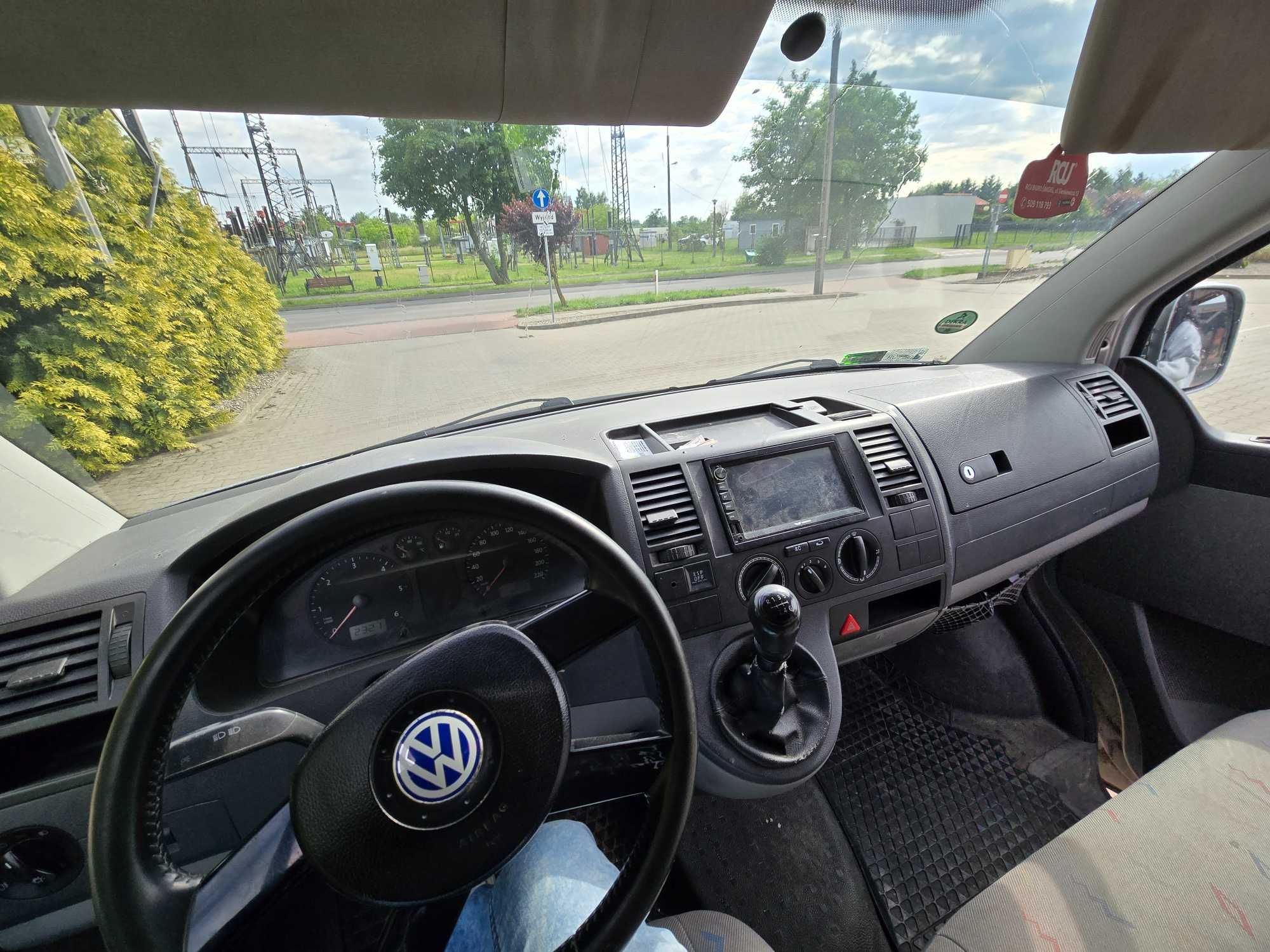 Sprzedam Transporter  T5 long (van)