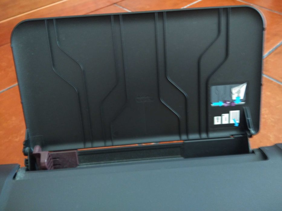 Impressora Multifunções (HP 2050)