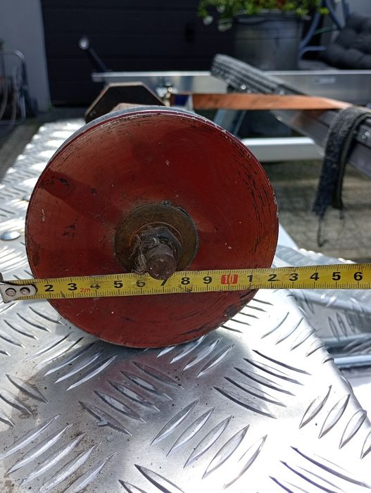 Wałek do krajzegi ,frezarki z kołem pasowym