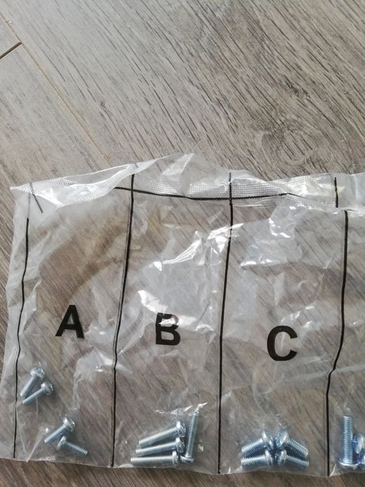 Parafusos (vesa) Universais para televisão