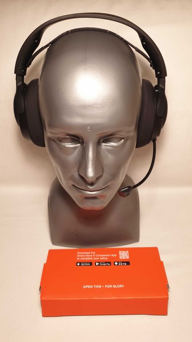 Słuchawki bezprzewodowe SteelSeries Arctis Nova 5 stan BDB.