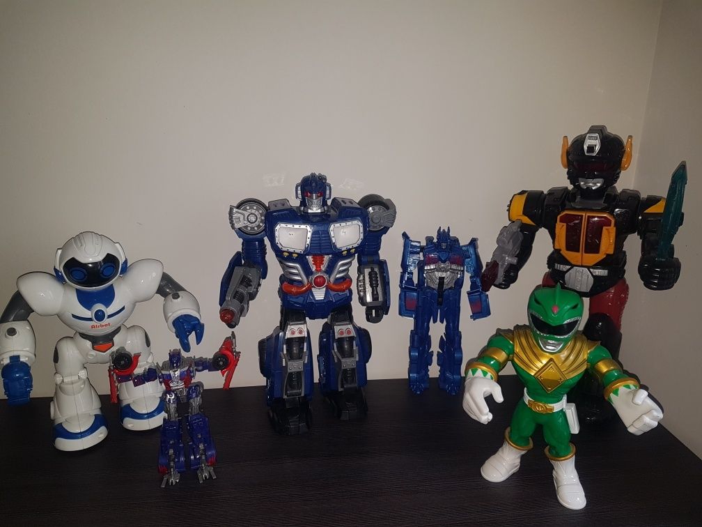 ROBOTY  roboty interaktywne