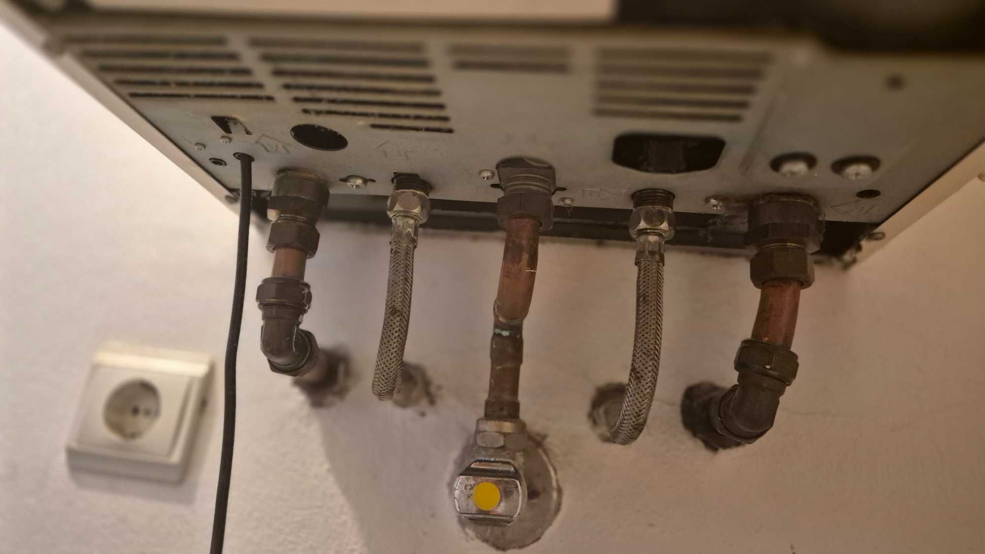 Caldeira a gás Ariston radiadores aquecimento central