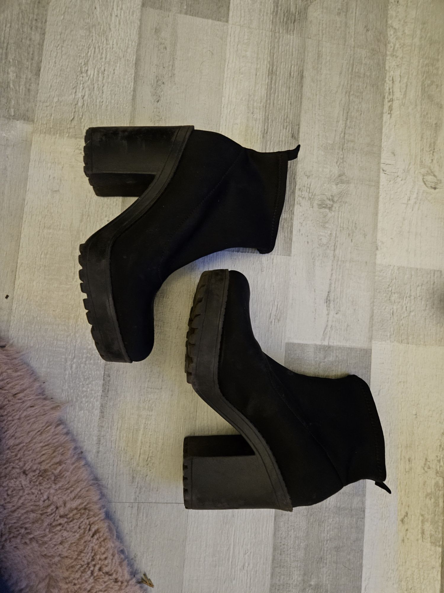 Kozaki czarne botki na platformie rozmiar 37 H&M