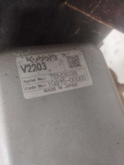 Двигун kubota v2203