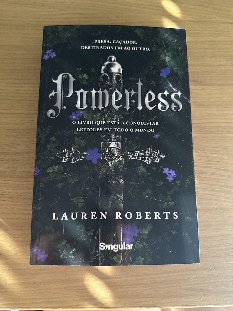 Livro “Powerless”