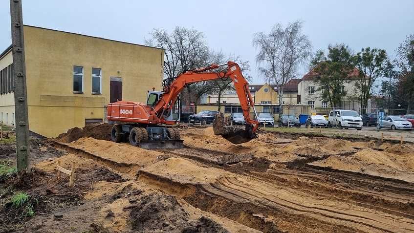 piasek, zasypywanie fundamentów