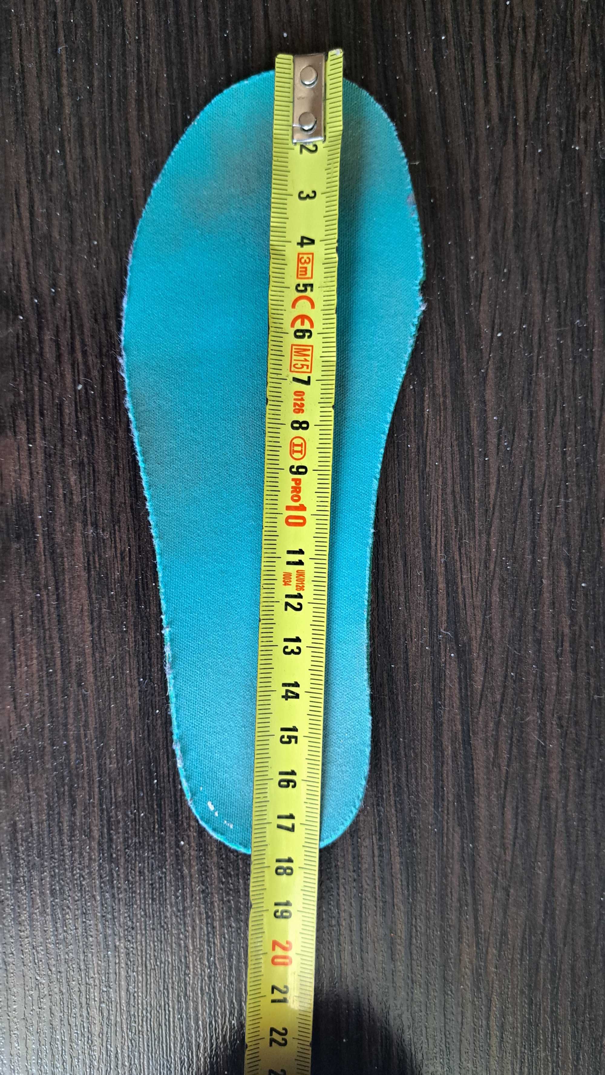 Buty chłopięce adidas rozm. 28
