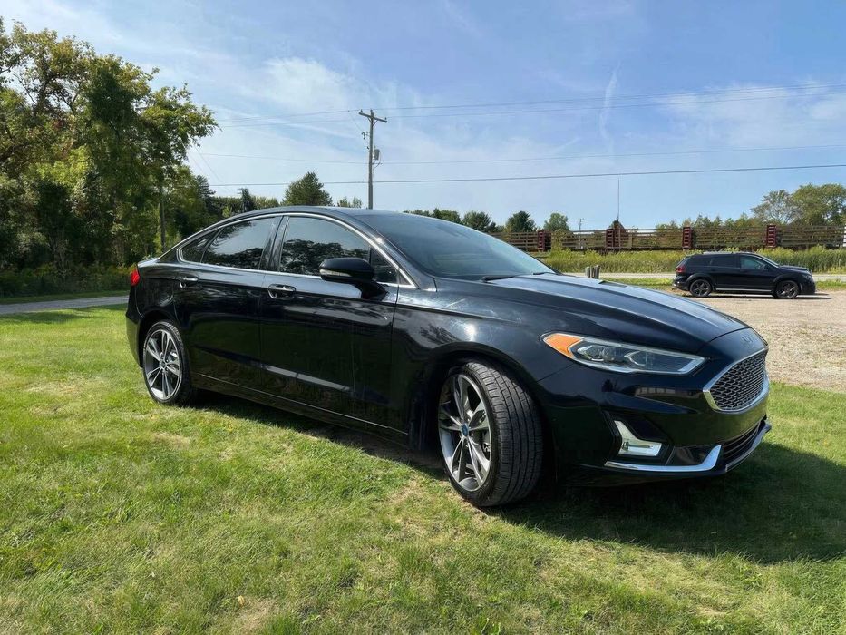 Ford Fusion Titanium      2020