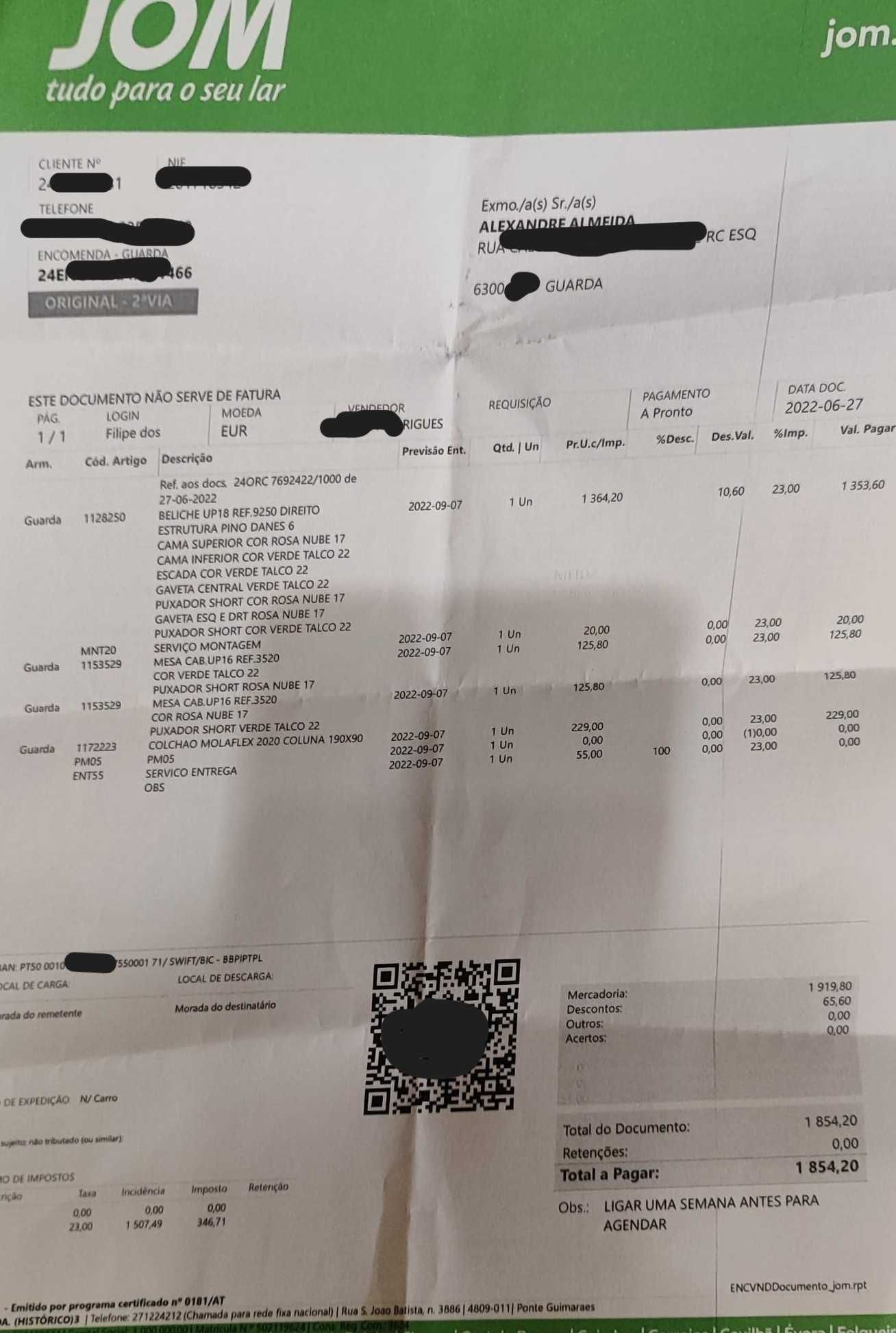 Beliche em excelente estado – com gavetões e mesinhas de cabeceira