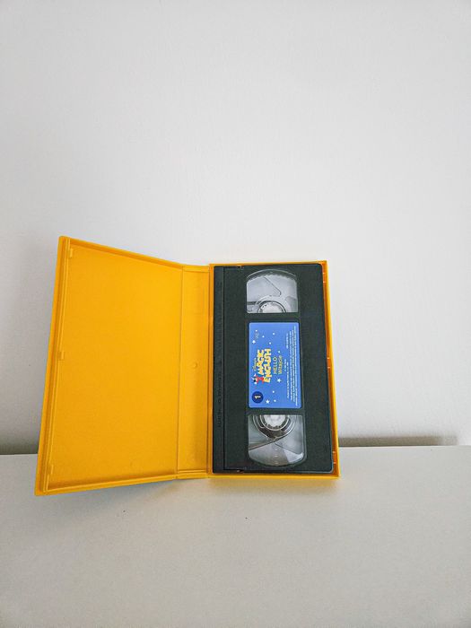 Kaseta VHS Magic English 1 Hello witajcie