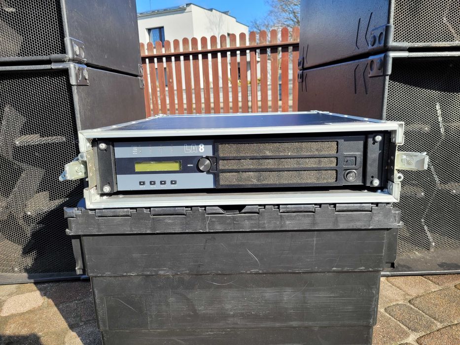 Końcówka mocy LA8 4x 2200 w 4 ohm