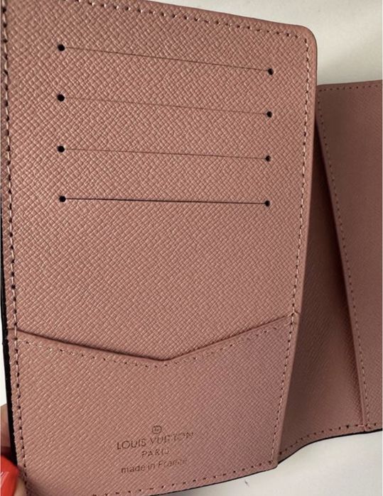 Louis Vuitton обложка на паспорт обкладинка с милым дизайном