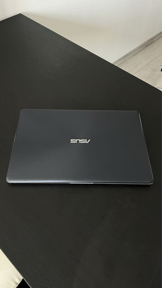 Laptop Asus Vivobook 15,6” 8GB RAM