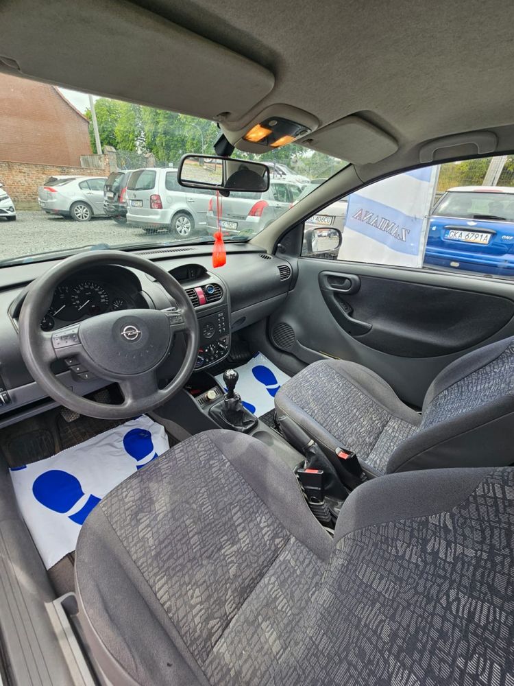 Opel Corsa 1.7 diesel // sprawna klimatyzacja // dlugie oplaty