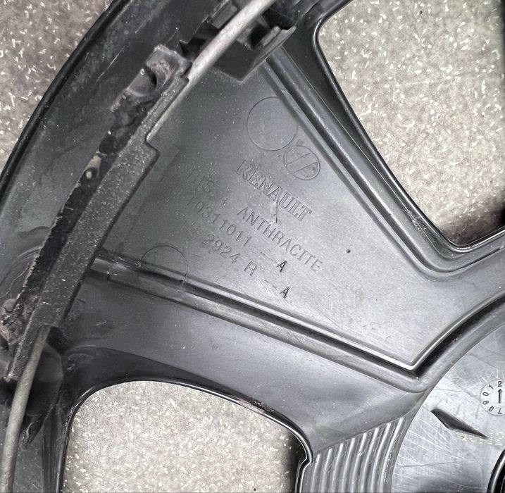 Ковпаки R15 Оригінал Renault Twingo Kangoo Clio megane рено твінго