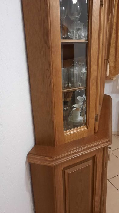 Kredens dębowy bardzo stary. Negocjacja ceny.