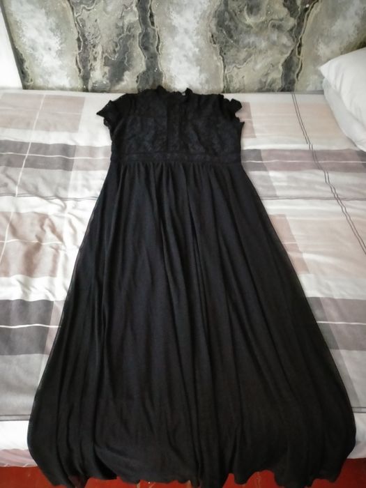 Женское платье длинное