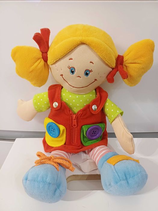 Lalka edukacyjna aktywizująca manipulacyjna - wiązanie guziki retro