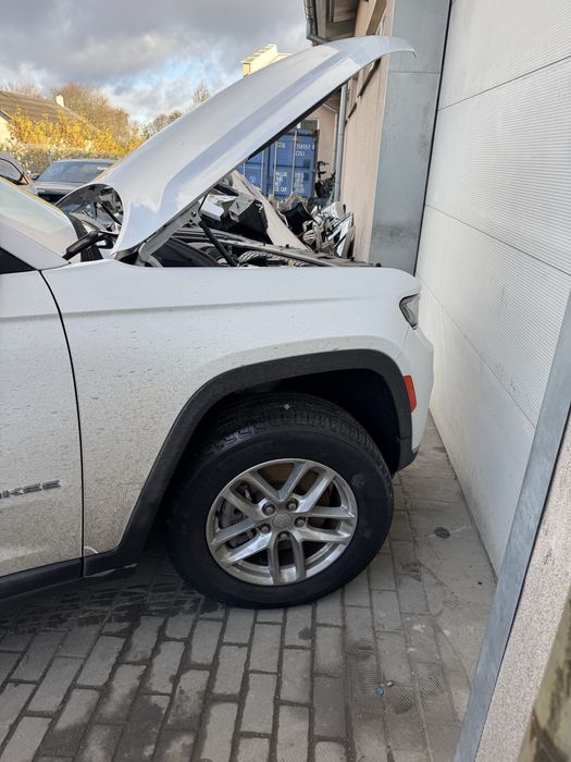 Felga z opona  18 stan idealny jeep grand cherokee