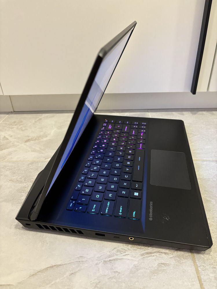 Ігровий ноутбук MSI Vector GP66 16” 2k 165Hz i9-12900H/8DDR5/256GB SSD