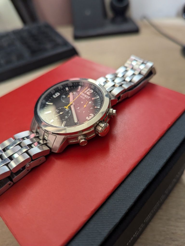 Годинник Tissot PRC 200 Chronograph