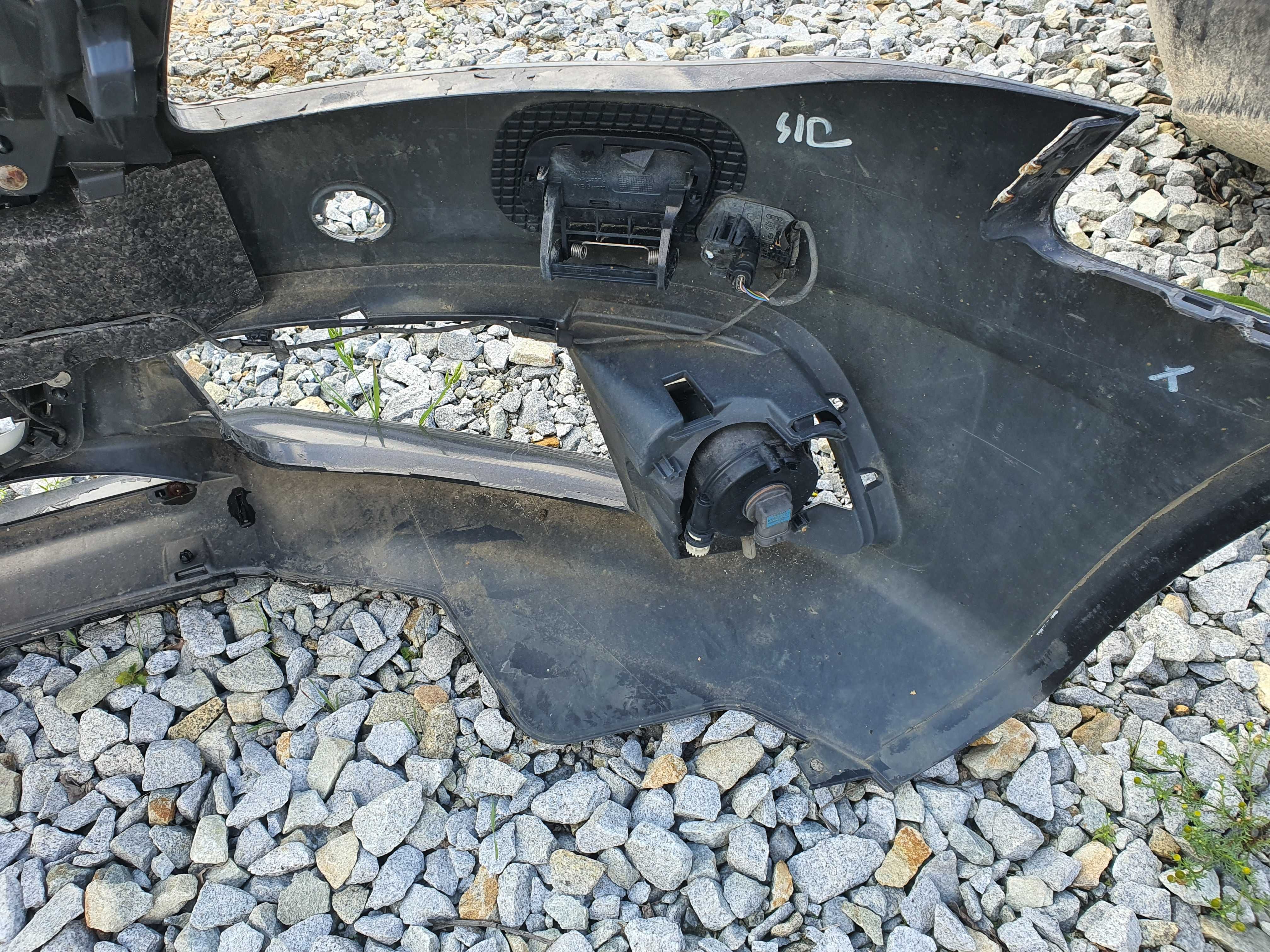 Audi A4 B8 zderzak przód oryginał PDC!!! KSENON!!! S-LINE!!! LZ7L 12