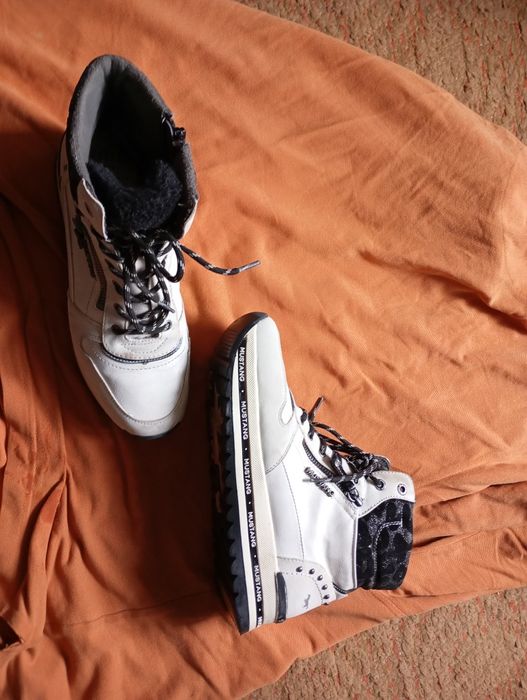 Ботинки женские зимние Mustang кожаные р39 25см Германия