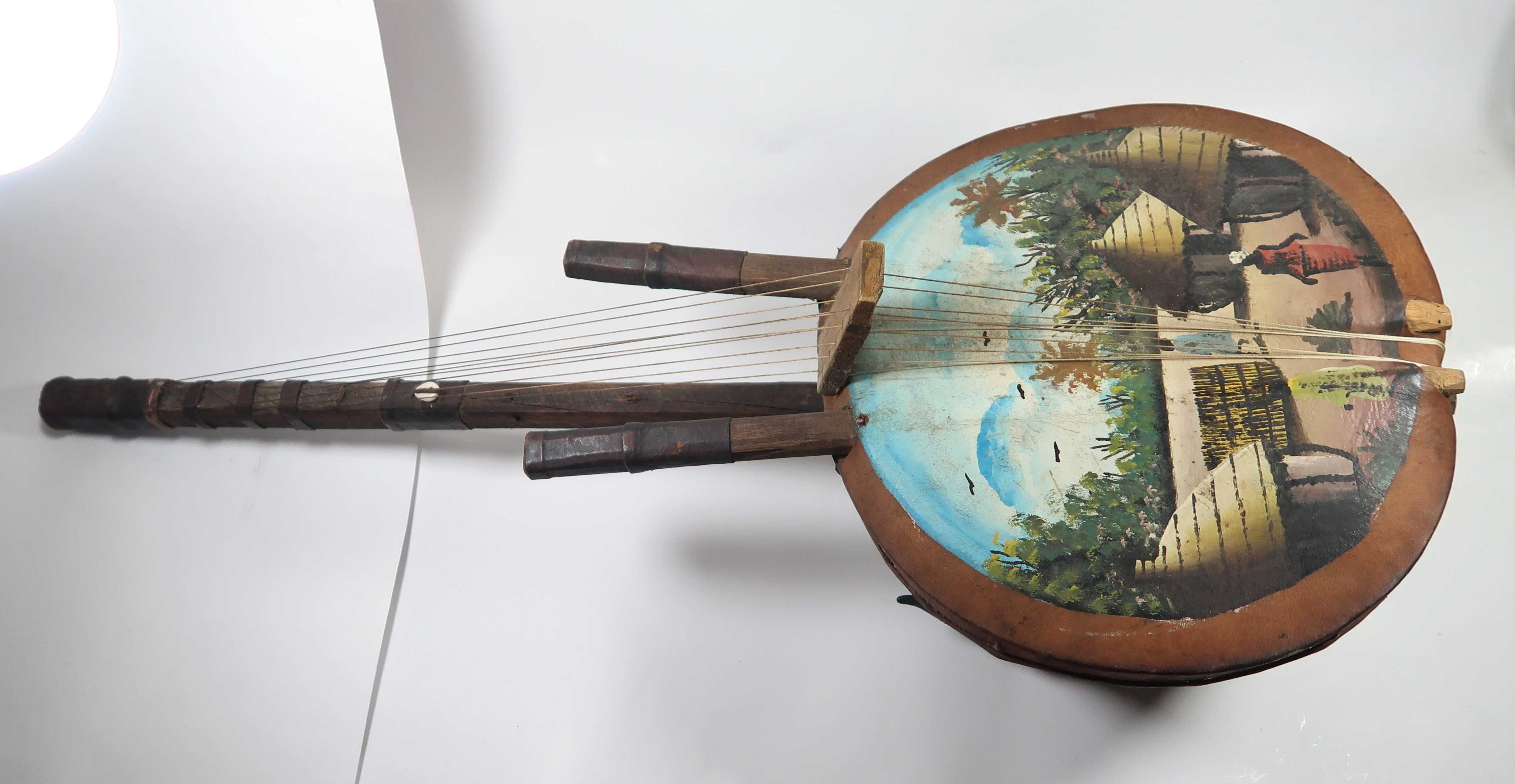 KORA - antigo instrumento musical Africano