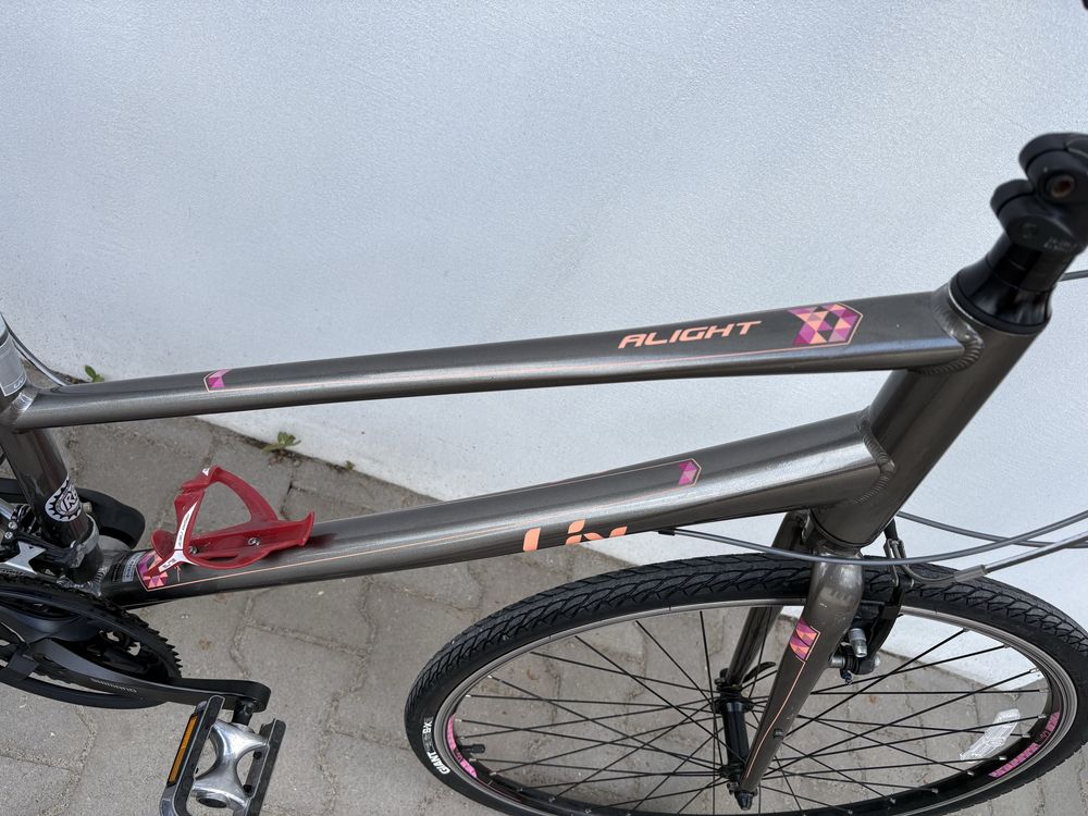 Rower Giant Liv Alight Shimano 3x7 Trekking miejski