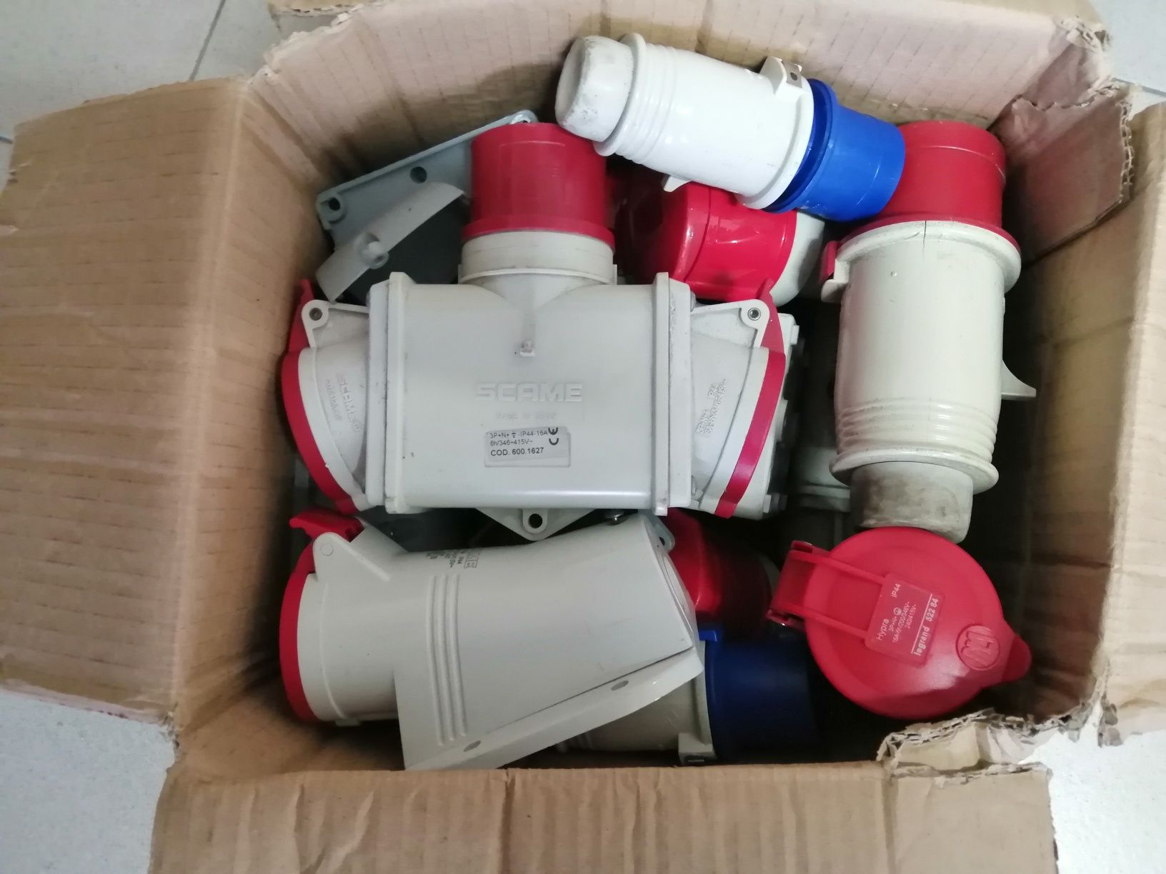 Tomadas eletricas
