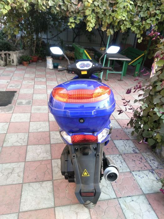 Продам Скутер . Spark  150 кубов состояние неплохое 2020 года выпуска