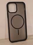 Magmat Slim Case do Iphone 12/12 Pro czarny